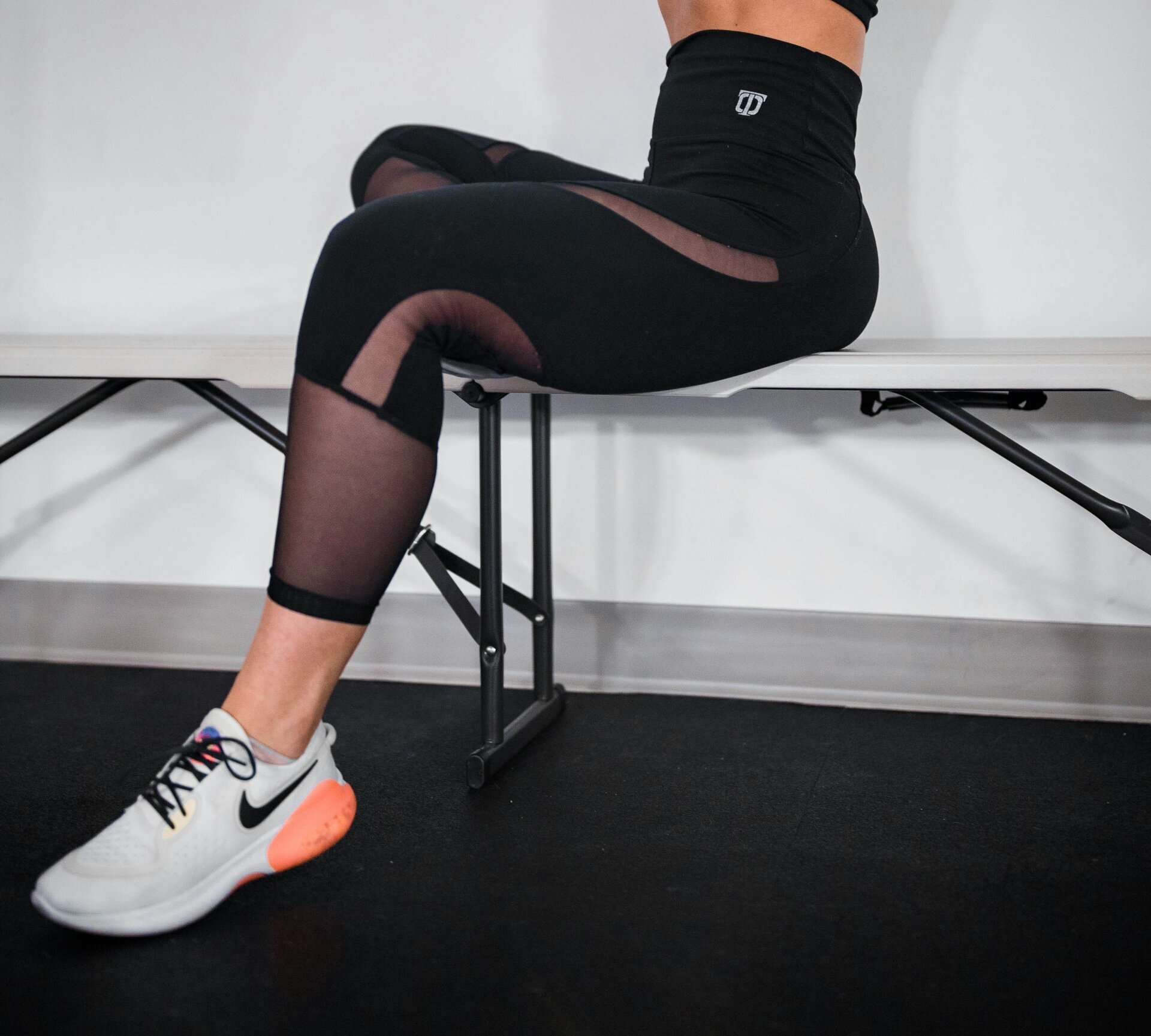 Sportowe czarne leginsy